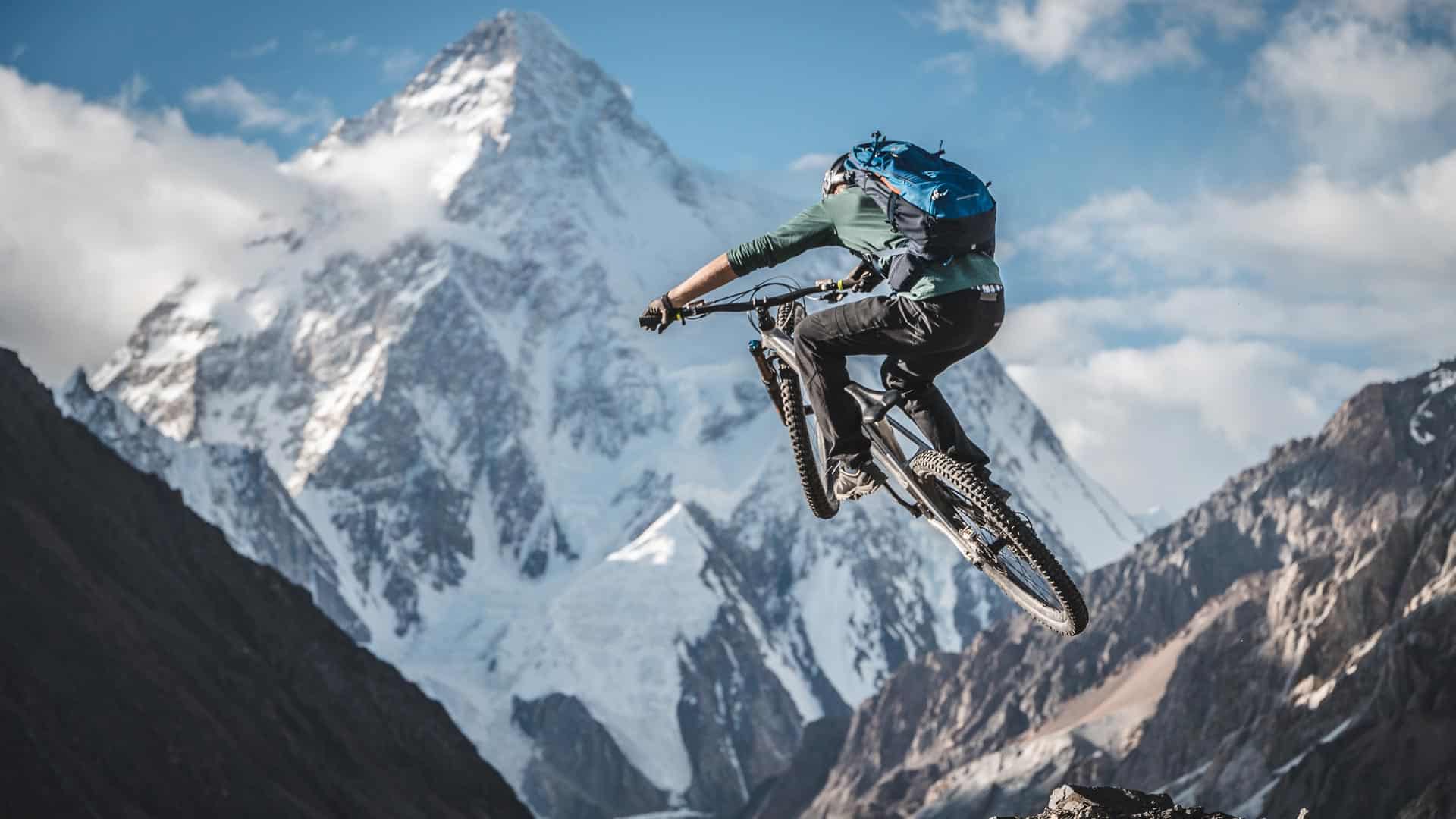 Facing K2 - Ein Mountainbike Abenteuer in Pakistan mit Gerhard Czerner